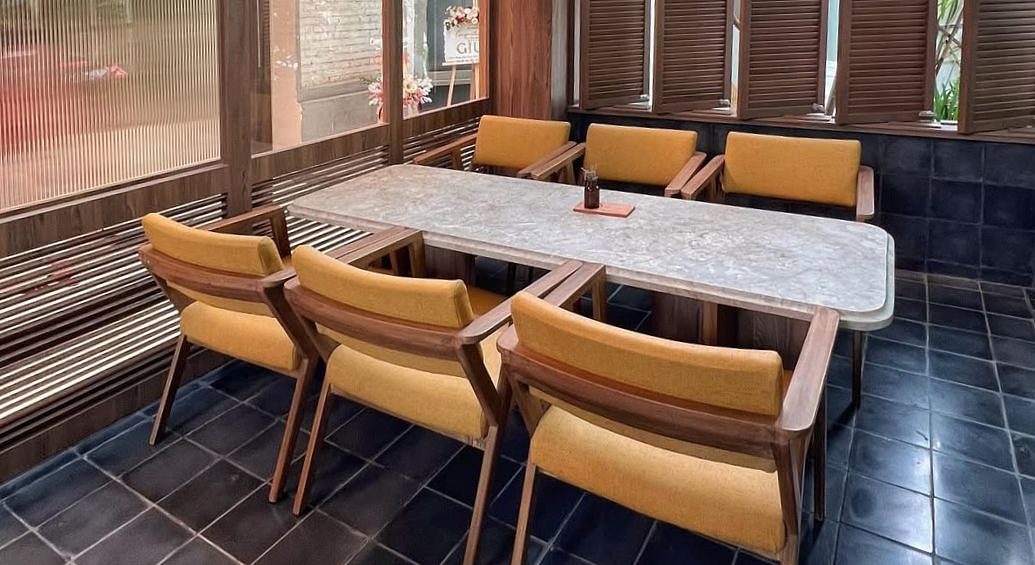 Giur Bistro